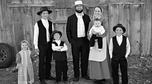 Amish Family